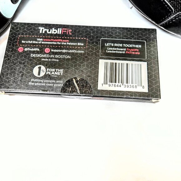 Peloton Indoor Cycling Athletic Shoes EU 41 Women 10 Men Size 8 with New Cleats - Picture 4 of 13